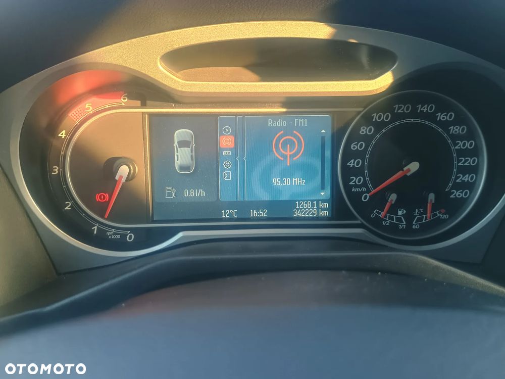Ford Mondeo 2.2 TDCi Titanium S - 19