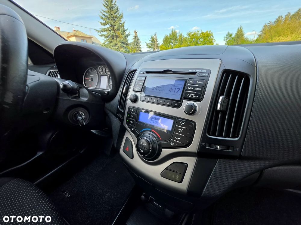 Hyundai i30 1.4 FIFA WM Edition - 10