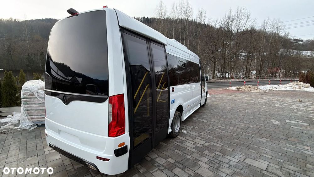 Mercedes-Benz Sprinter 519 - 2