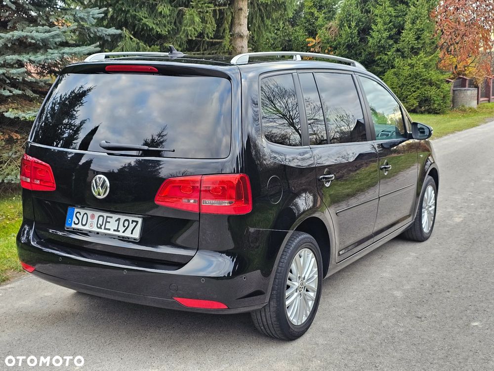 Volkswagen Touran 2.0 TDI DPF Highline - 3