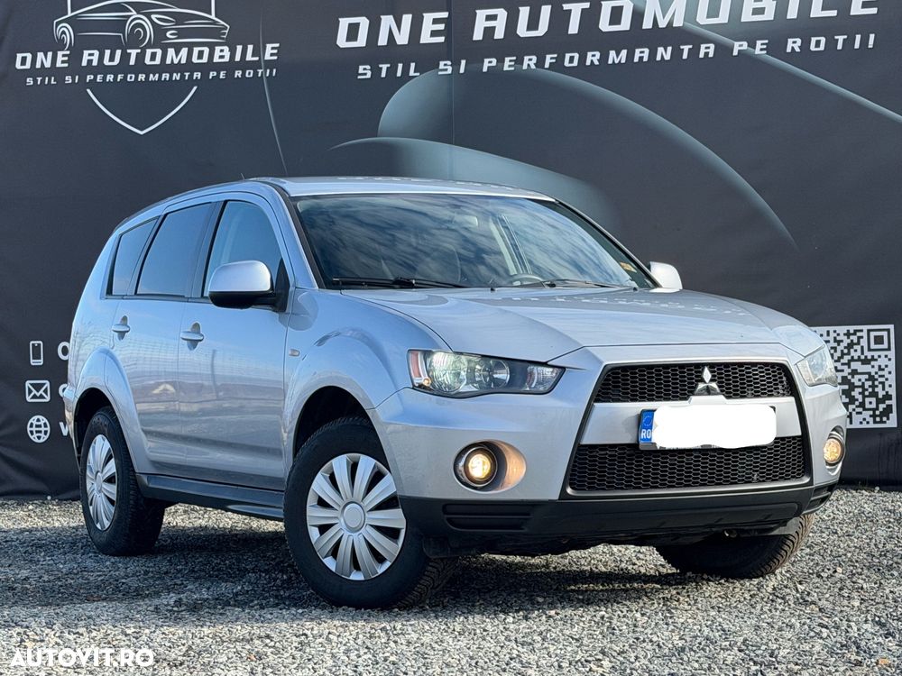 Mitsubishi Outlander - 3