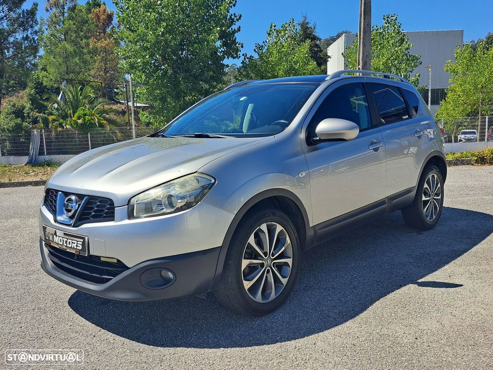 Nissan Qashqai 2.0 dCi 4 x 4 DPF Aut tekna - 4