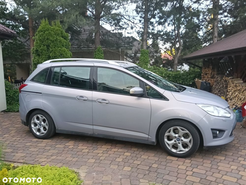 Ford Grand C-MAX - 4