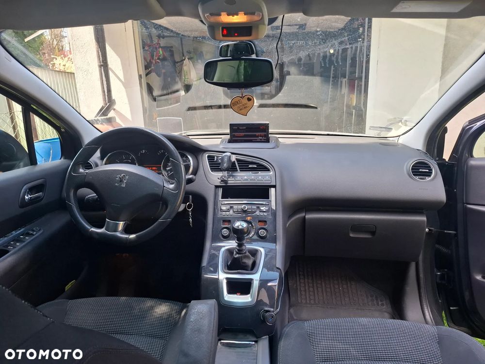 Peugeot 5008 1.6 THP Premium - 5