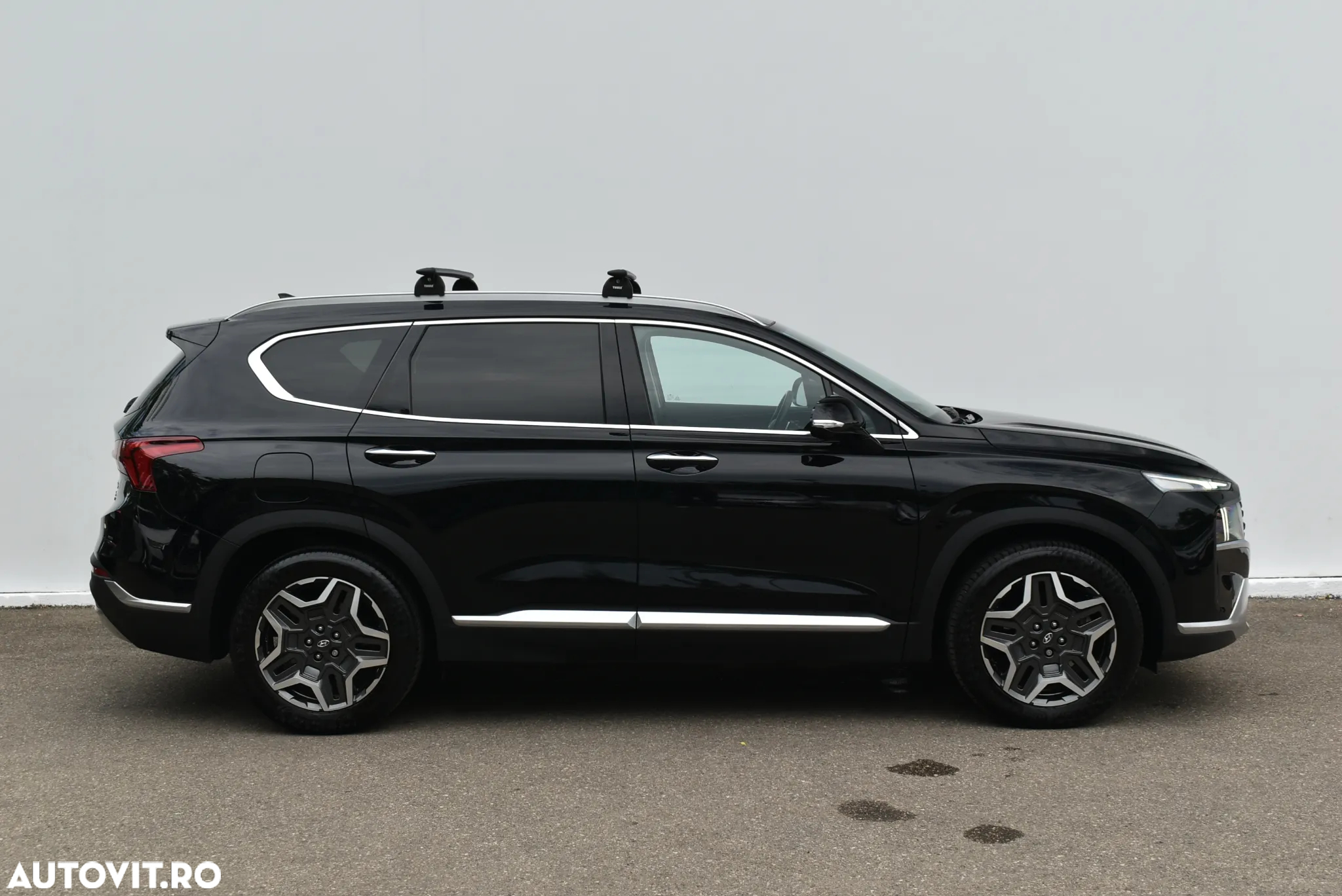 Hyundai Santa Fe Plug-in Hybrid 1.6 l 265 CP 4WD 6AT Luxury - 12