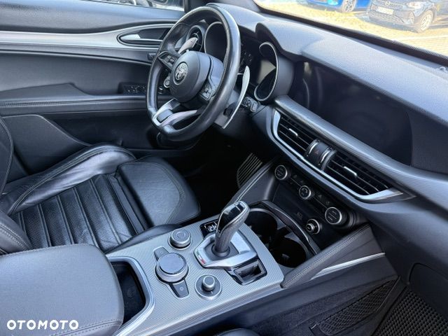 Alfa Romeo Stelvio 2.0 Turbo Veloce Q4 - 20