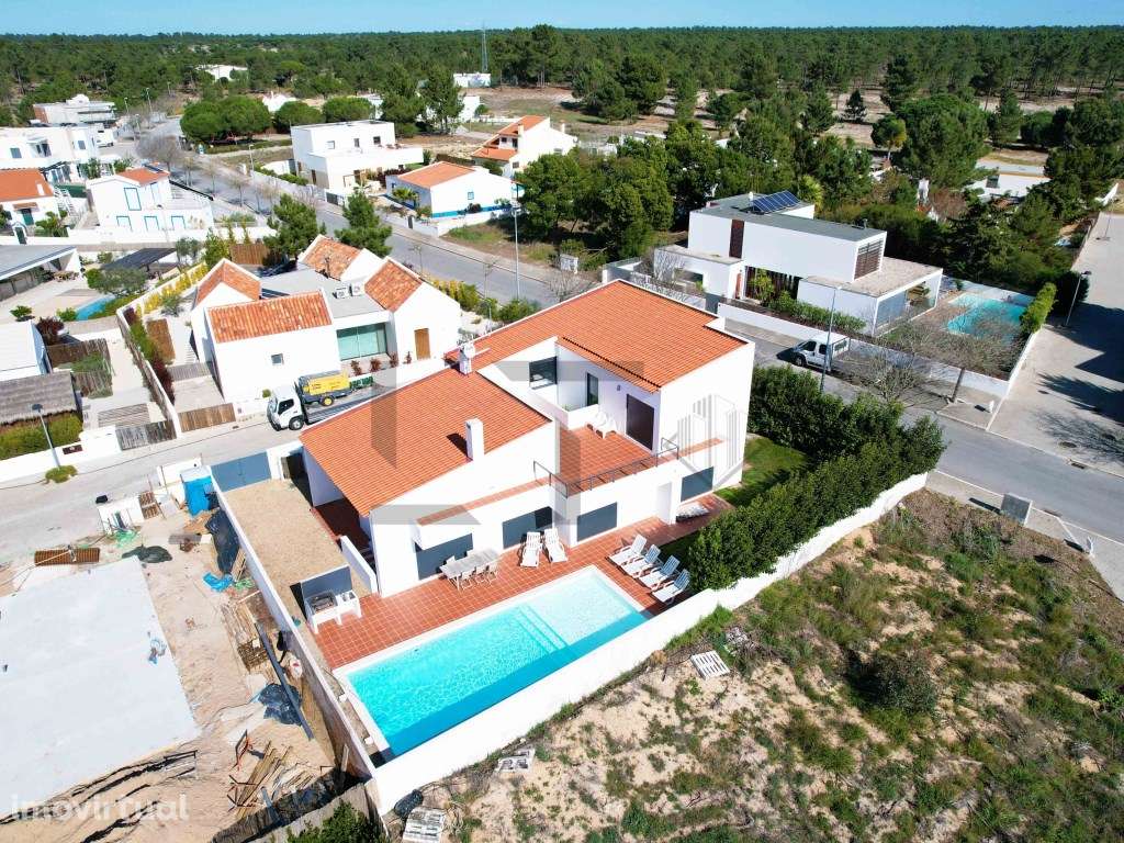 Moradia V4 com Piscina para Venda na Comporta - Grande imagem: 2/53