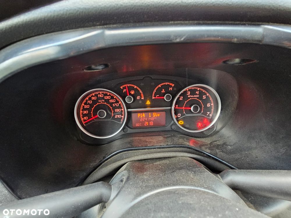 Fiat Doblo - 23