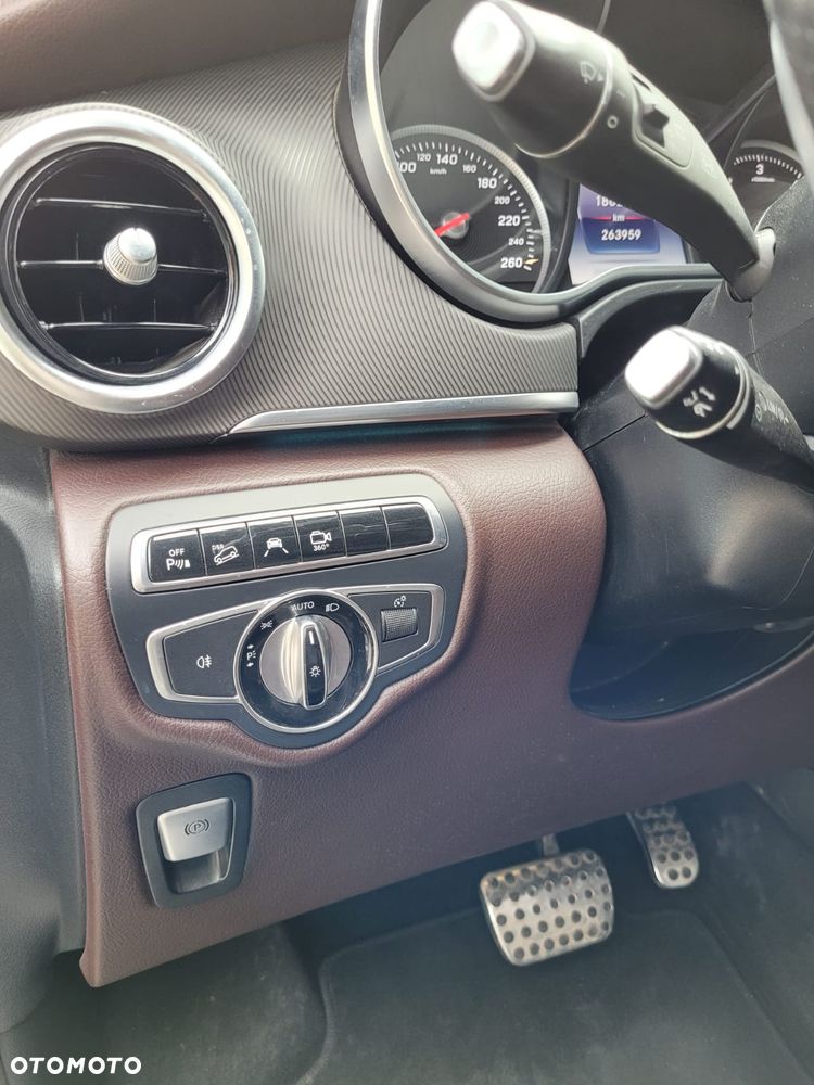 Mercedes-Benz Klasa V 250 d 4-Matic Avantgarde 7G-Tronic (d³ugi) - 15