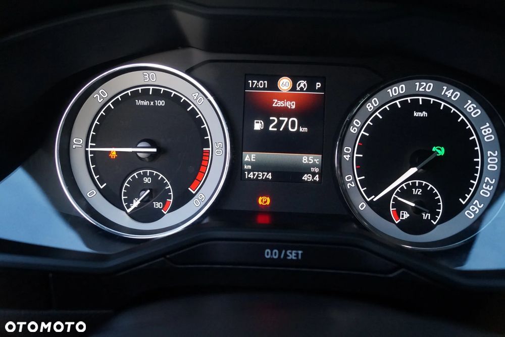 Skoda Superb 2.0 TDI DSG Sportline - 22