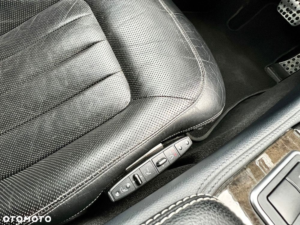 Mercedes-Benz CLS 500 BlueEFFICIENCY 7G-TRONIC - 33