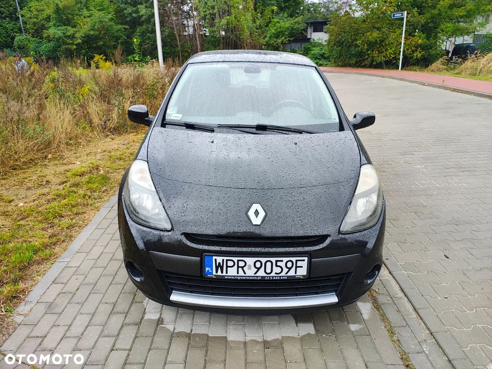 Renault Clio - 8