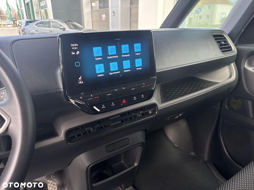 Volkswagen ID. Buzz Cargo 150 kW (204 PS) / skrzynia biegów: automatyczna 1 biegowa rozstaw osi: 2988 mm - 15