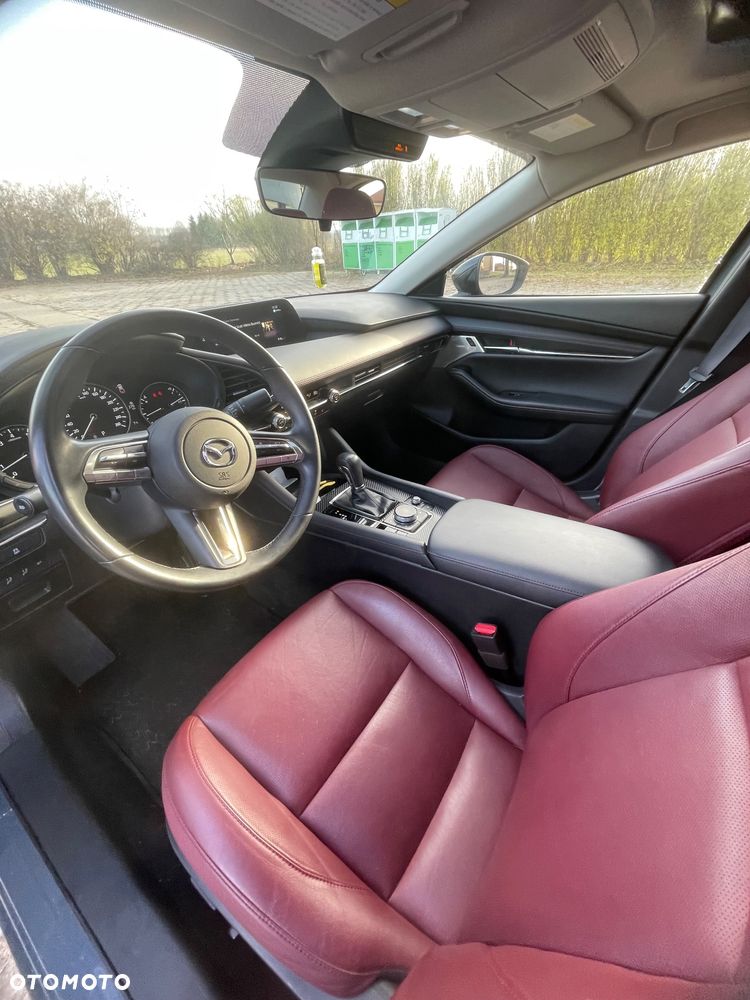 Mazda 3 - 10