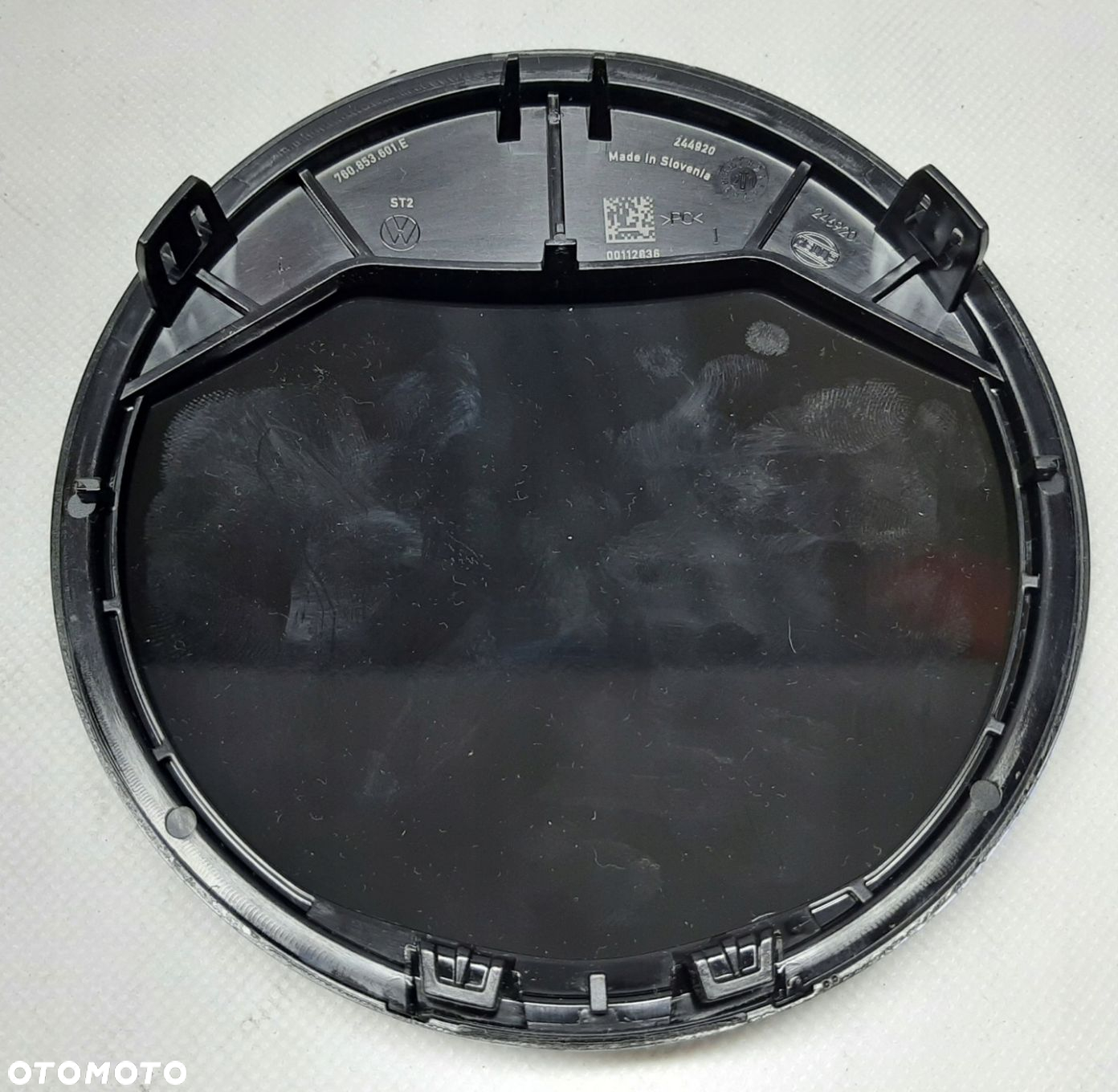 VW Touareg 3 LIFT Znaczek Emblemat NOWY 760853601E oryginał Radar ACC - 4