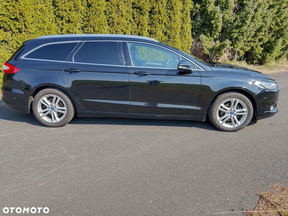 Ford Mondeo 2.0 TDCi STart-Stopp PowerShift-Aut Titanium - 4