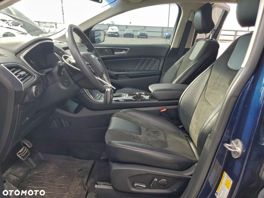 Ford Edge - 5