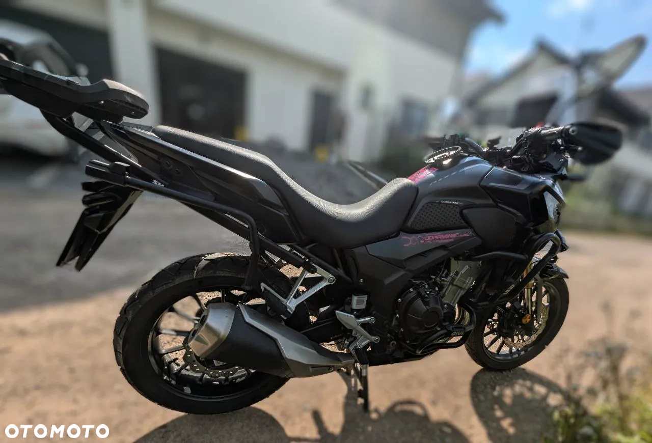 Honda CB - 12