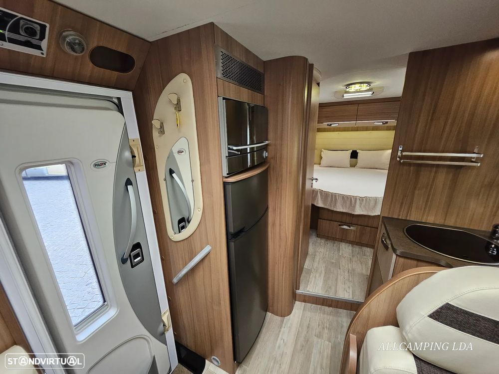 Pilote Aventura G740 CAMA CENTRAL/BASCULANTE - 21
