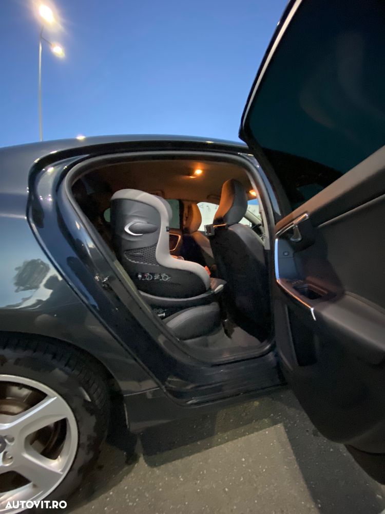 Volvo S60 DRIVe Start-Stop Momentum - 13