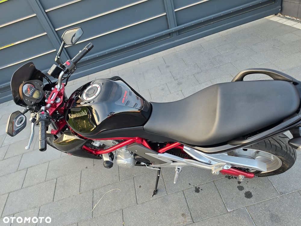 Kawasaki ER - 7