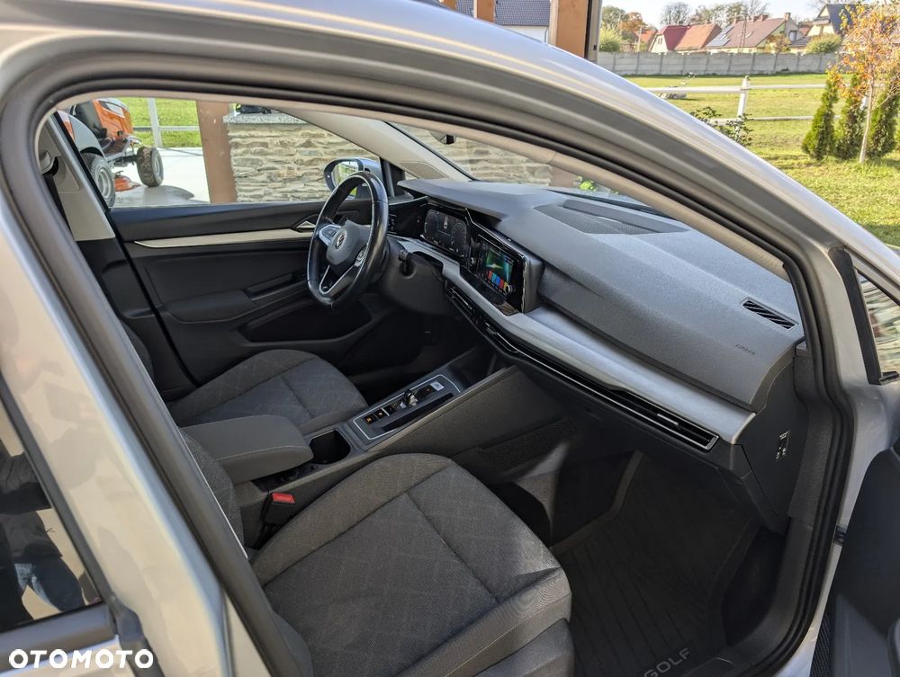 Volkswagen Golf - 31