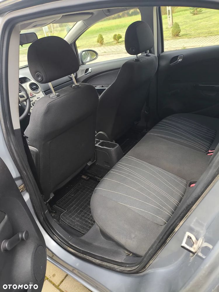 Opel Corsa 1.3 CDTI - 10