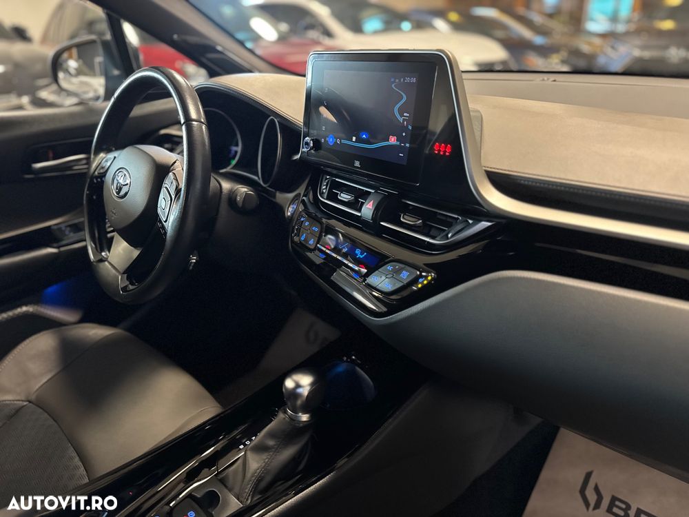 Toyota C-HR Style - 13