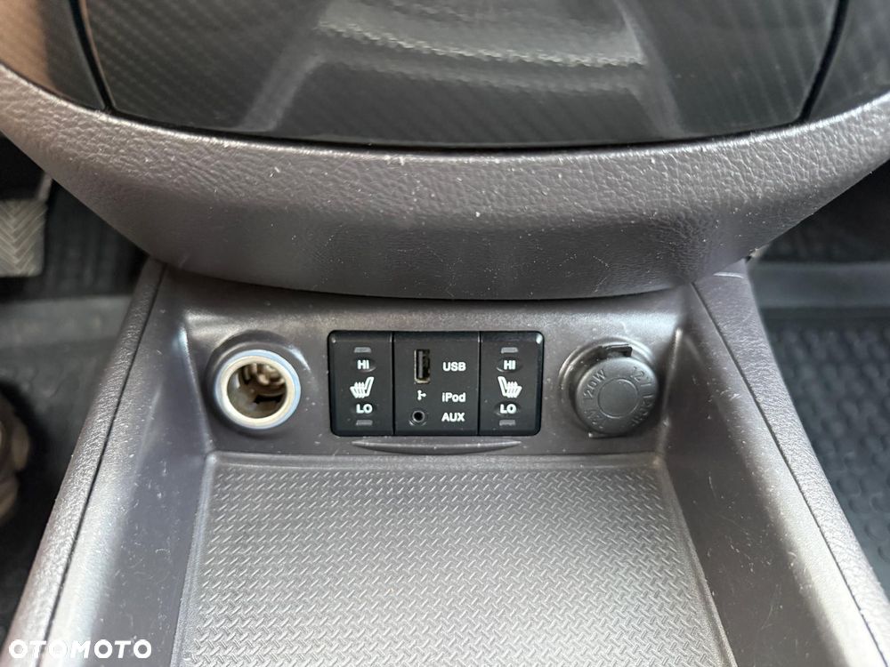 Hyundai Santa Fe - 25