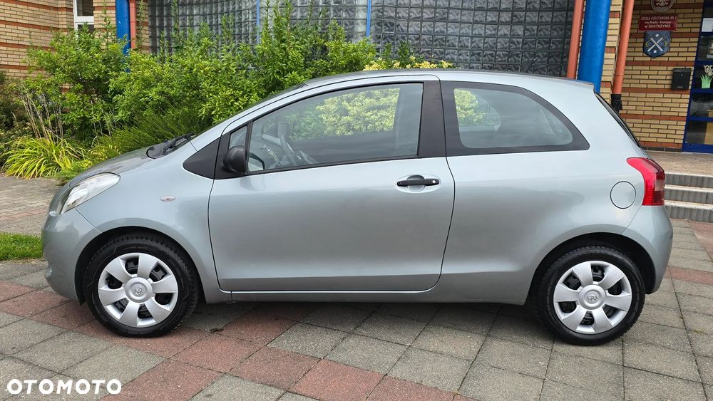 Toyota Yaris - 7