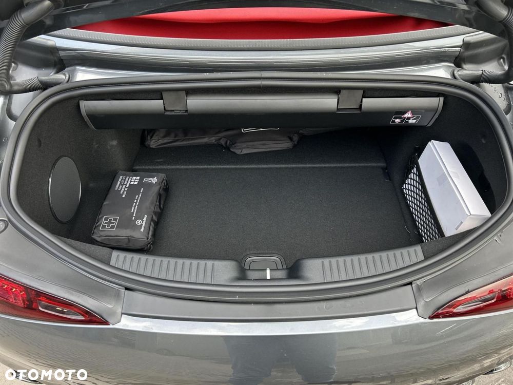 Mercedes-Benz SL - 23