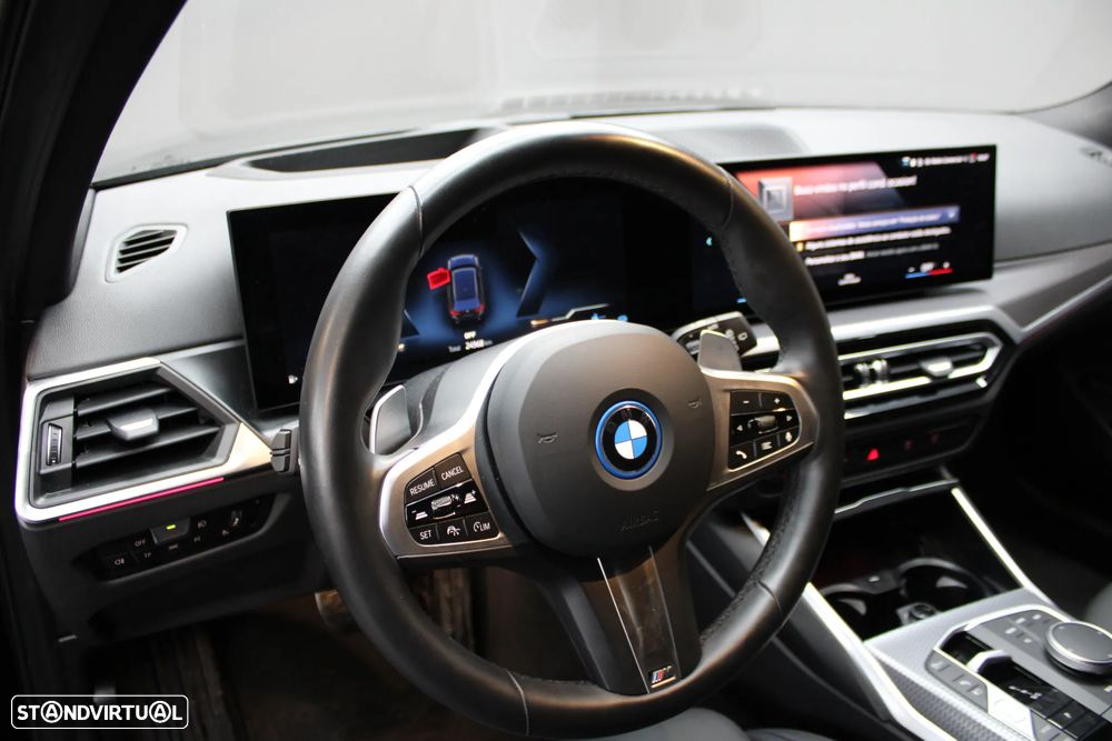 BMW 330 e Touring Pack M Auto - 13