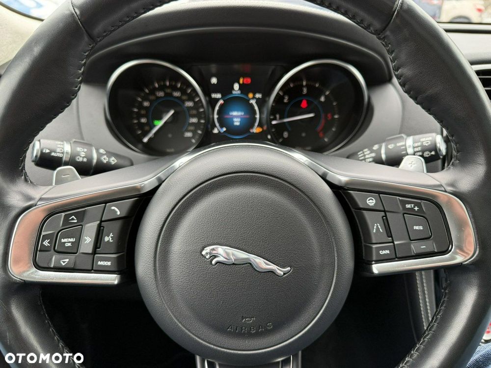 Jaguar F-Pace 2.0 i4D AWD R-Sport - 7