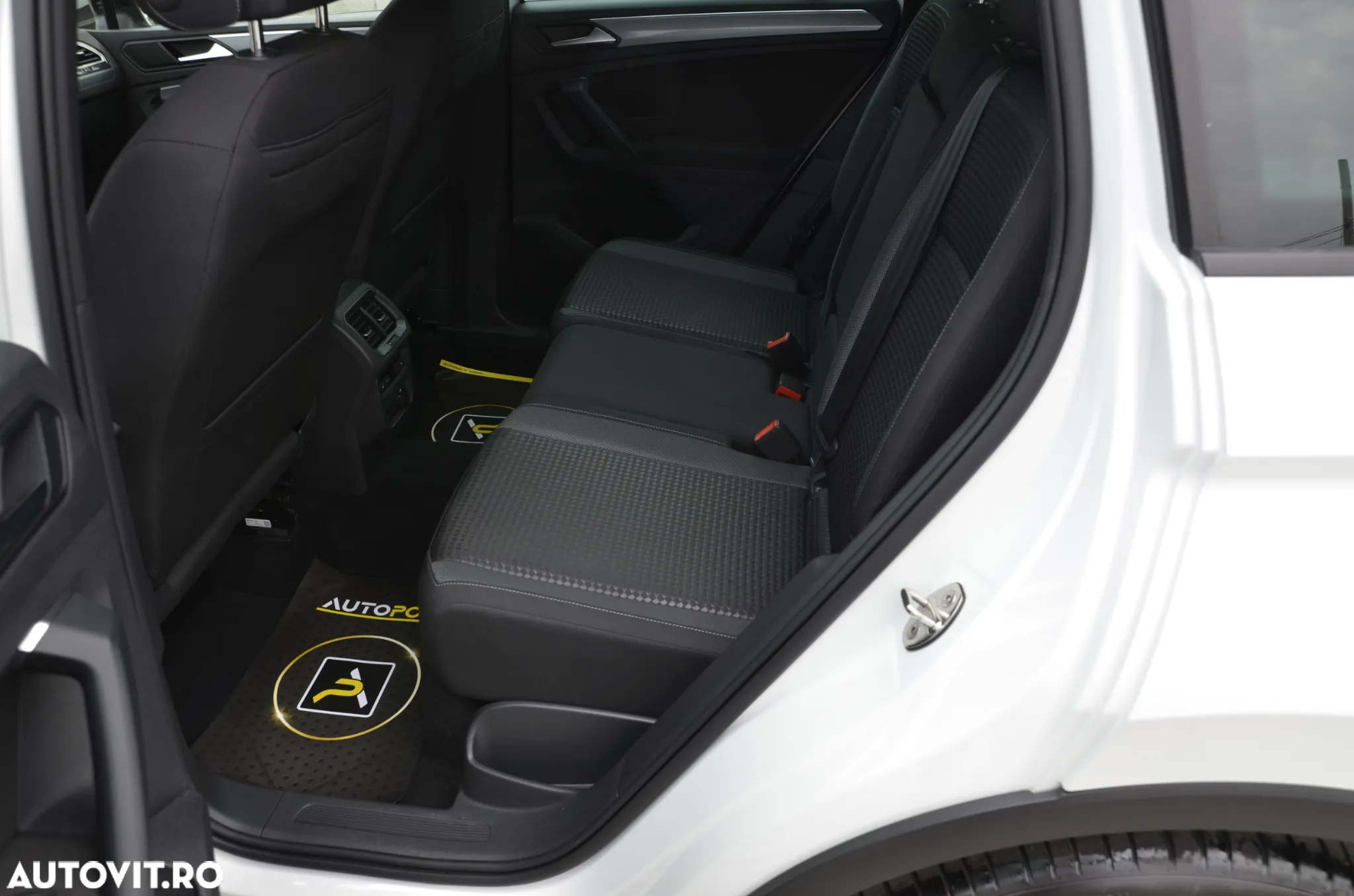 Volkswagen Tiguan 2.0 TDI DSG Life - 15