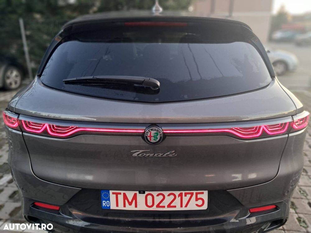 Alfa Romeo Tonale 1.5 FWD AT MHEV Edizione Speciale - 8