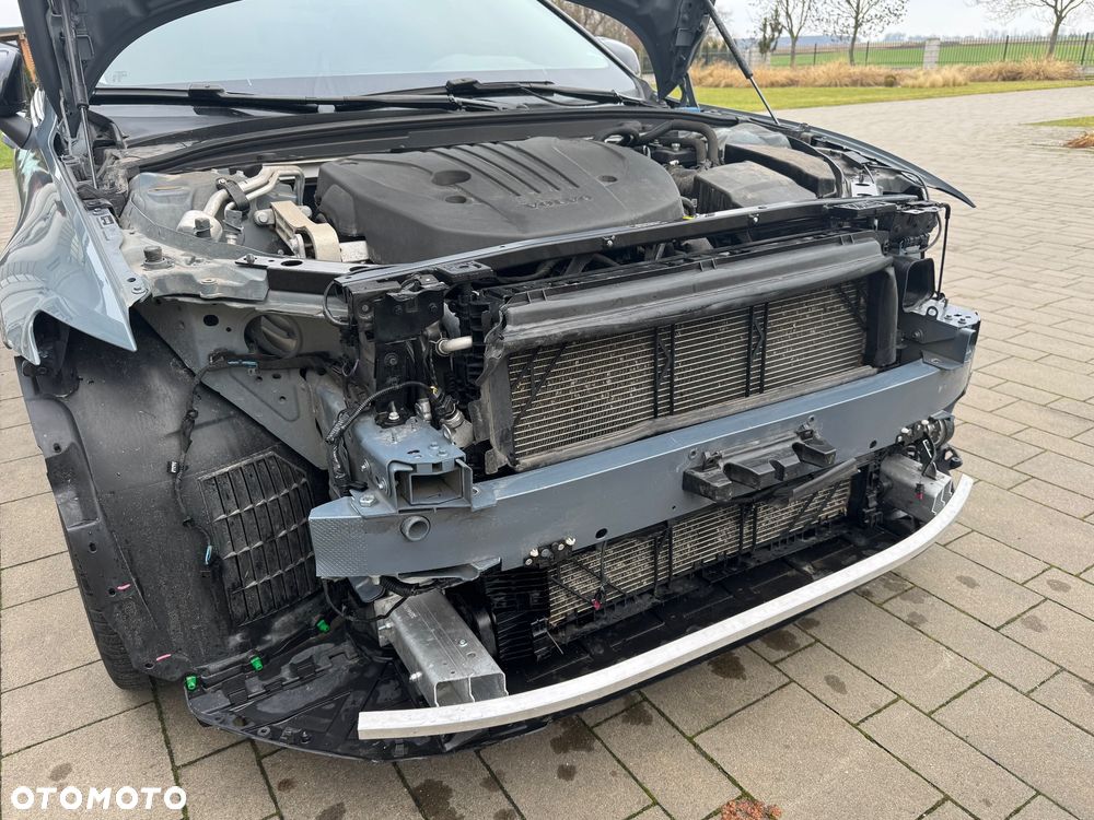 Volvo S60 B5 B AWD R-Design - 15