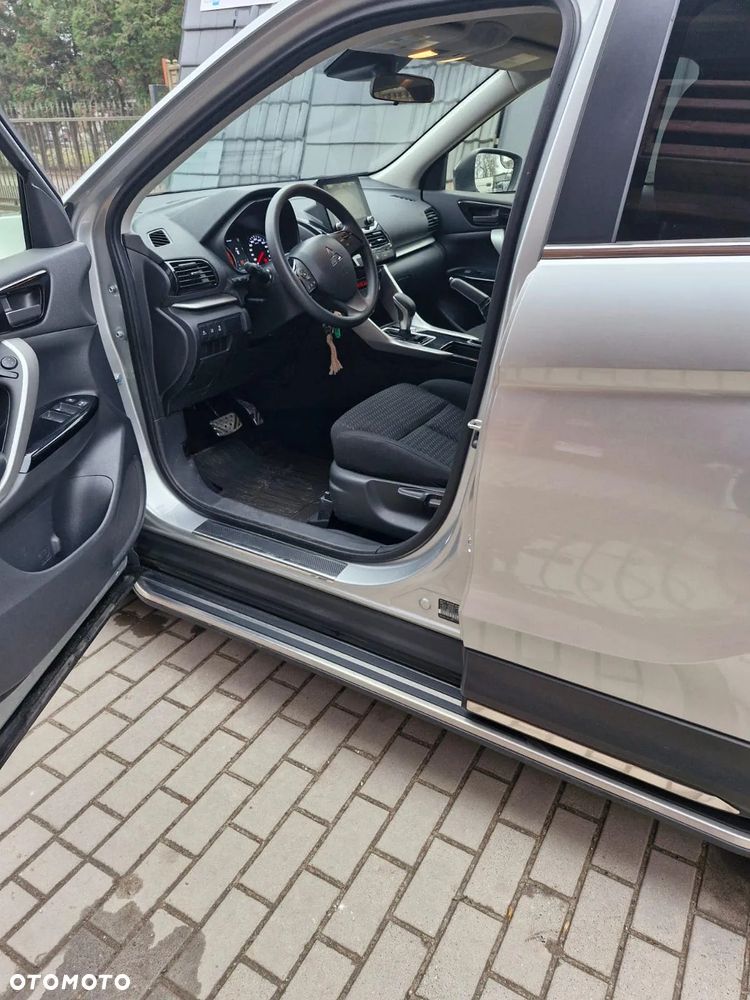 Mitsubishi Eclipse Cross 1.5 T GPF Intense Pro CVT 4WD - 6