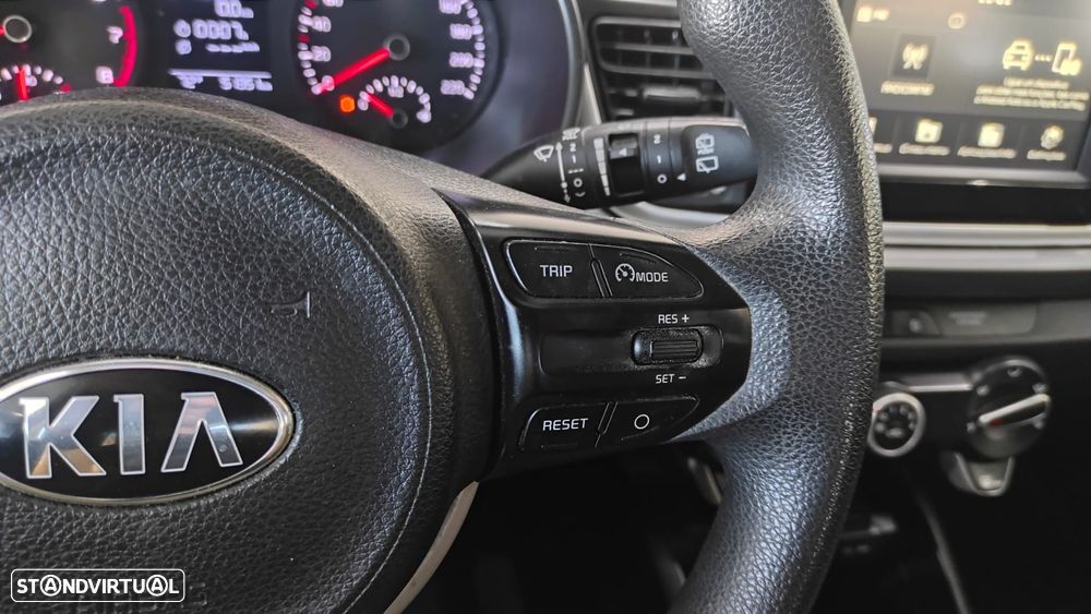 Kia Rio 1.2 CVVT Urban - 37