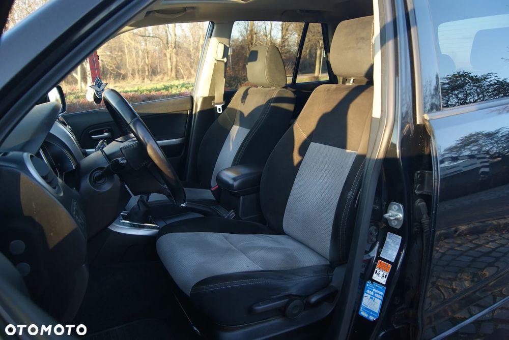 Suzuki Grand Vitara 1.9 DDiS Comfort DPF Limited - 12