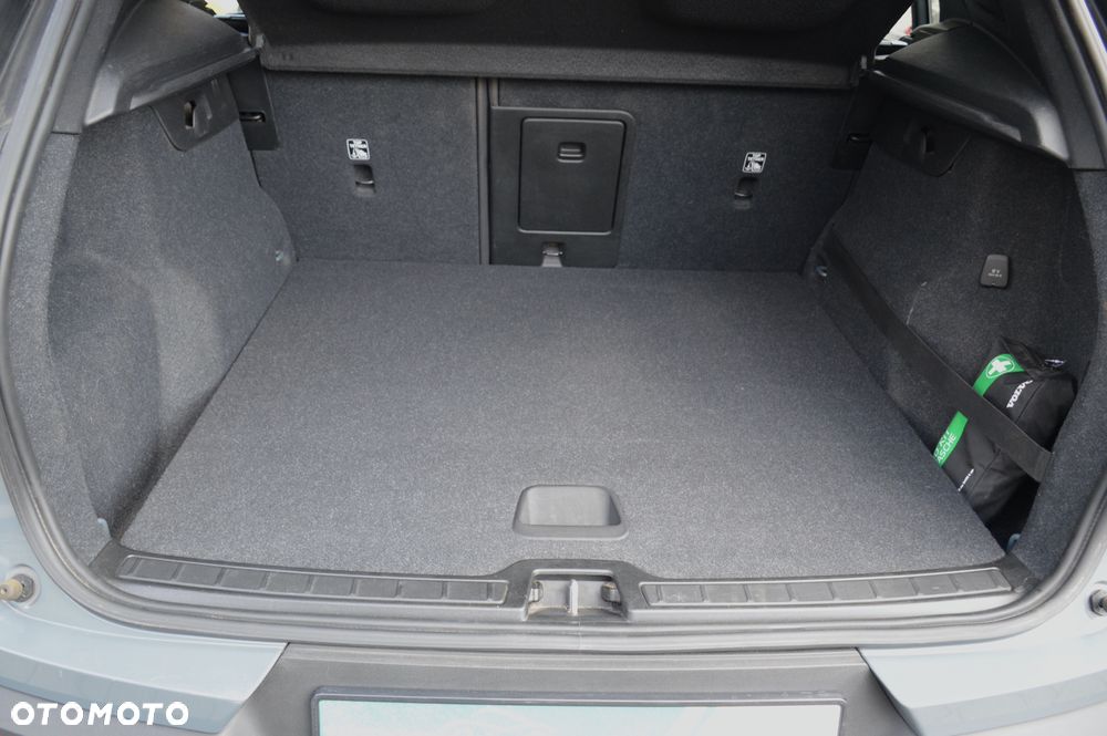 Volvo XC 40 D3 AWD Geartronic Momentum Pro - 34