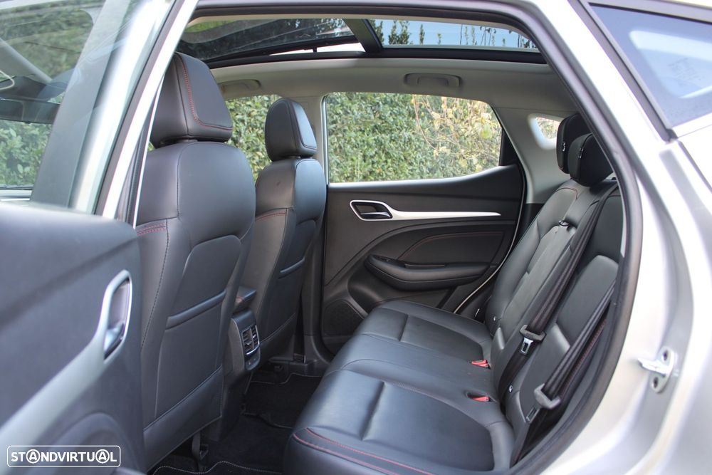 MG ZS EV 72.6 kWh Luxury - 7