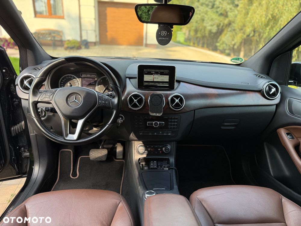 Mercedes-Benz Klasa B 200 CDI (BlueEFFICIENCY) 7G-DCT - 21