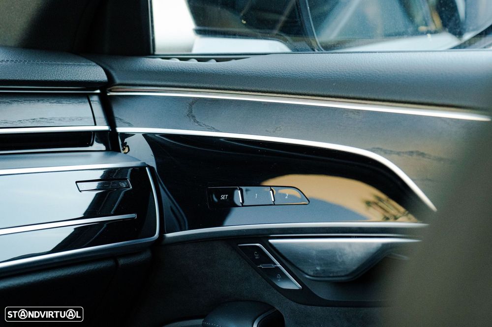 Audi A8 - 31