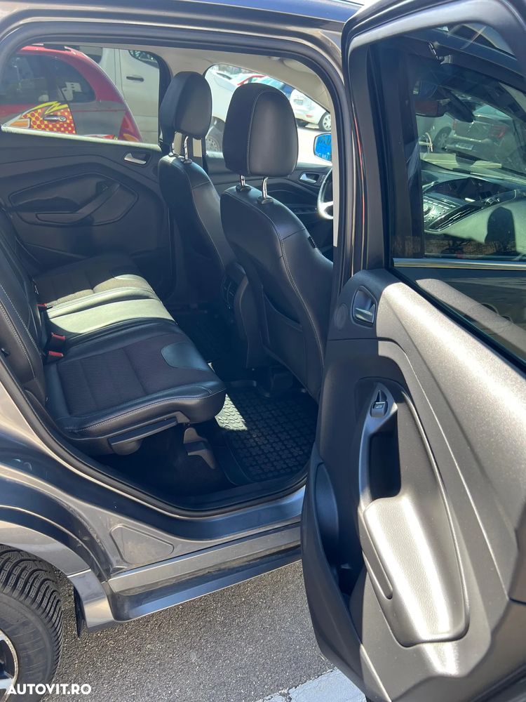 Ford Kuga 2.0 TDCi Powershift 4WD Titanium - 8