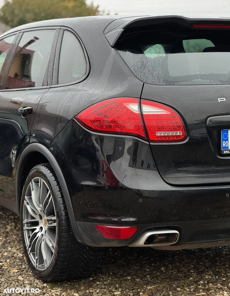 Porsche Cayenne - 18