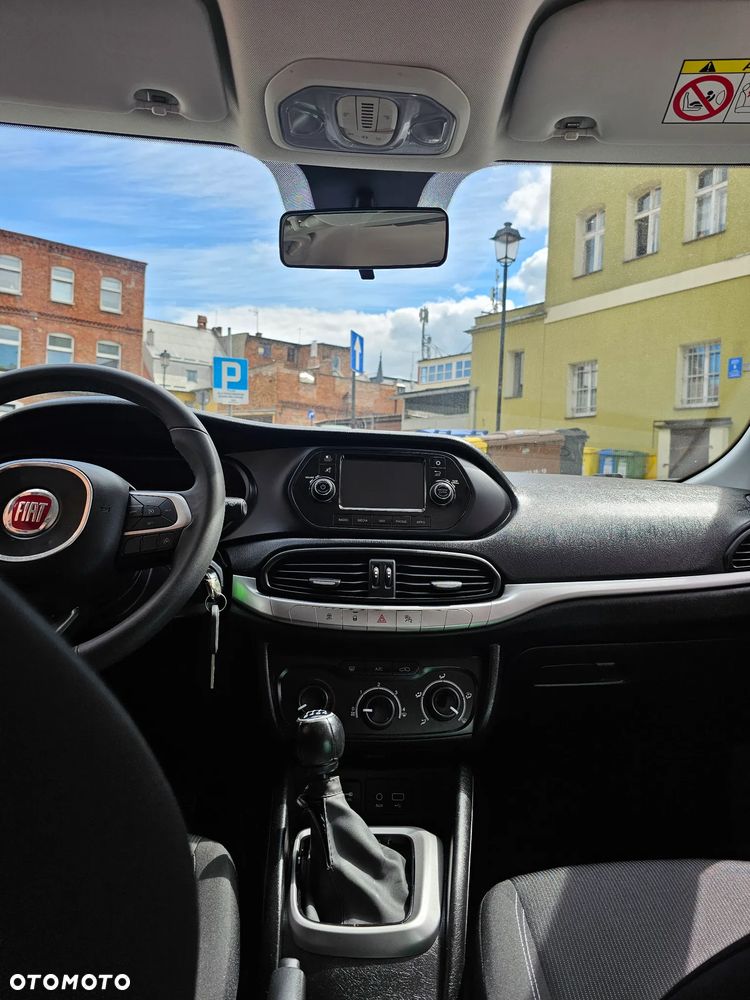 Fiat Tipo 1.4 16V More - 9