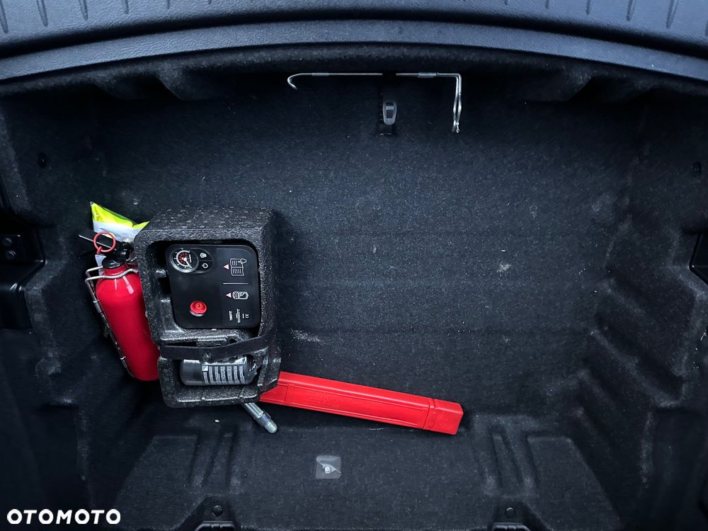 BMW Seria 2 218d Sport-Aut Advantage - 14