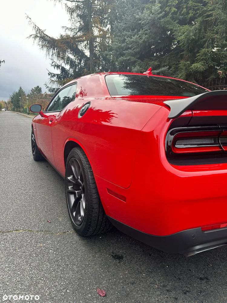 Dodge Challenger 6.4 Scat Pack - 5