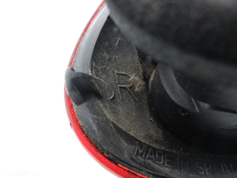 LAMPA PRAWA TYLNA SEAT LEON I (1M1) - 4
