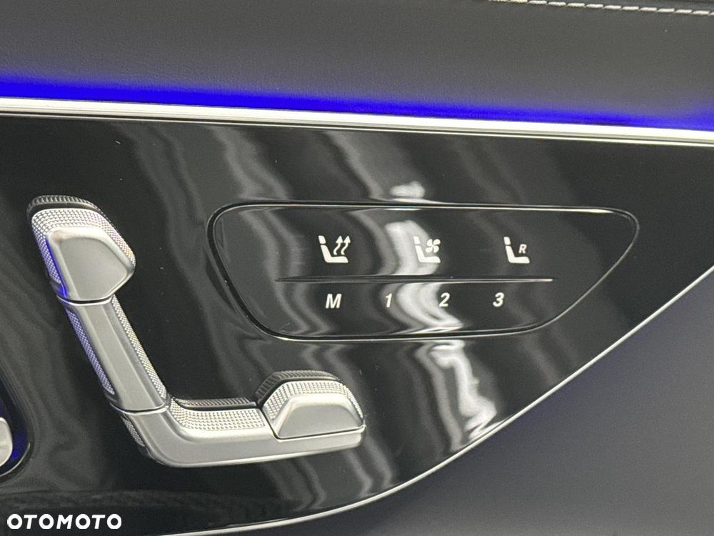 Mercedes-Benz AMG GT - 12